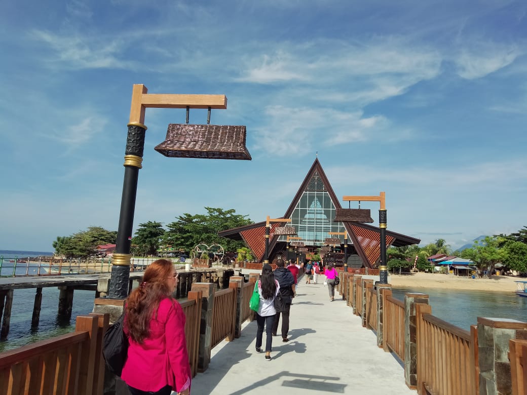 Thumbnail Package Bunaken Island 4 days 3 Night (Fullboard)